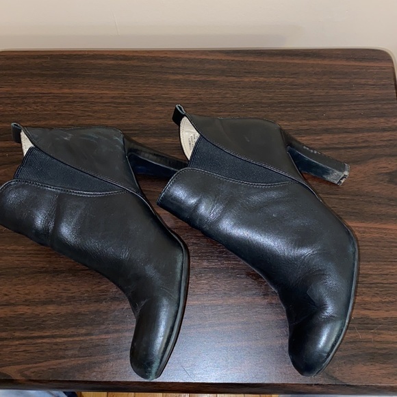 Jones New York Leather Booties Size 8 - Picture 8 of 15